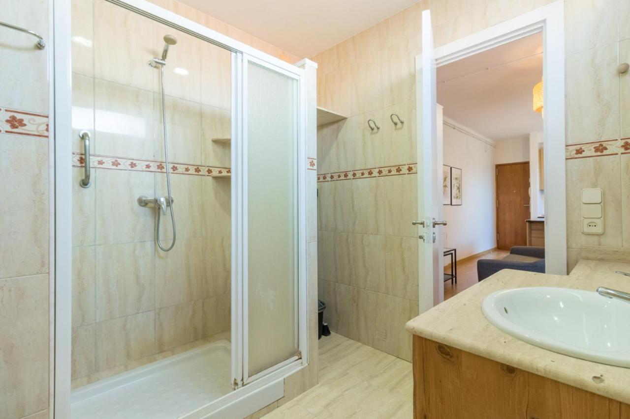 Bebarceloner Sant Andreu Apartments - Studio Luaran gambar