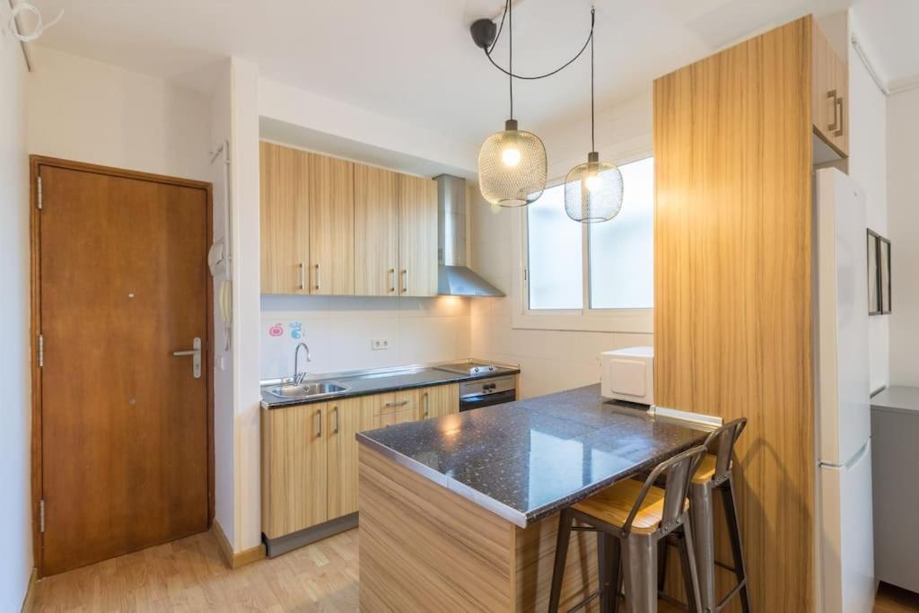 Bebarceloner Sant Andreu Apartments - Studio Luaran gambar